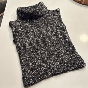 Ann Taylor Fitted Black 100% Wool Tank Fitted Turtleneck XS